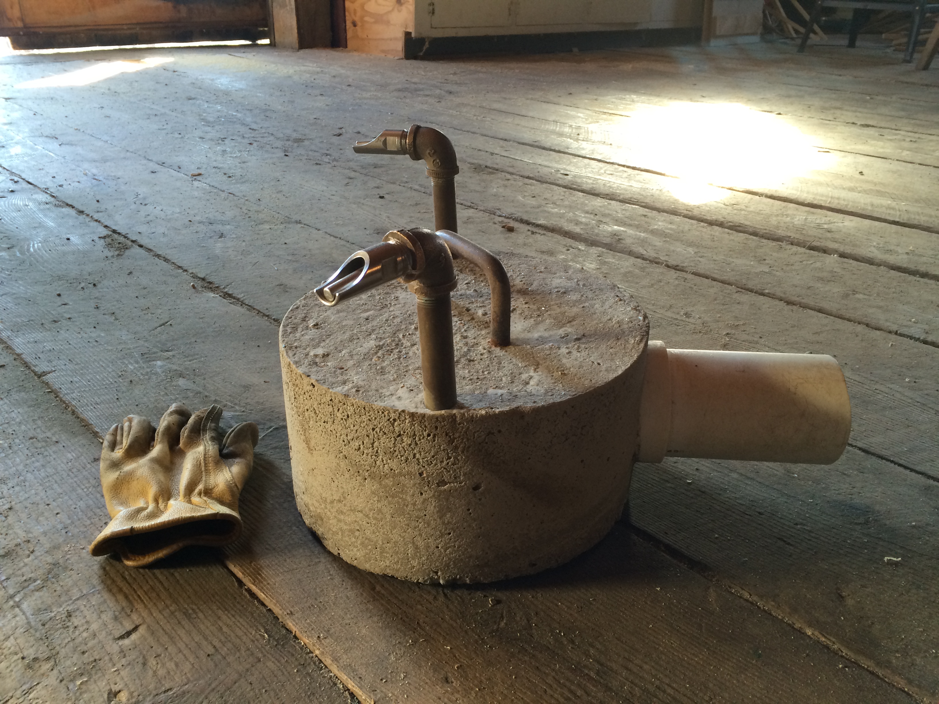 Tough inexpensive pastured pig waterer Farm Hack