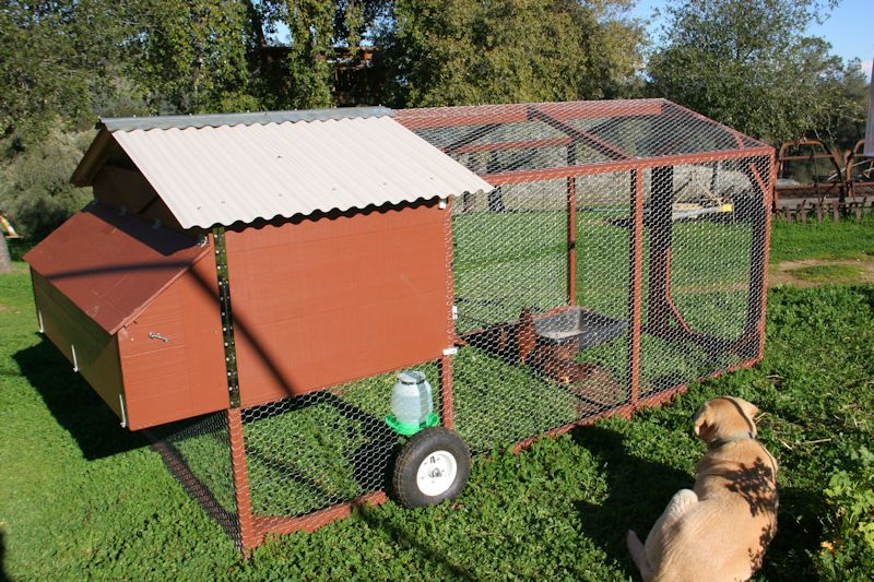 Mobile chicken coop Farm Hack