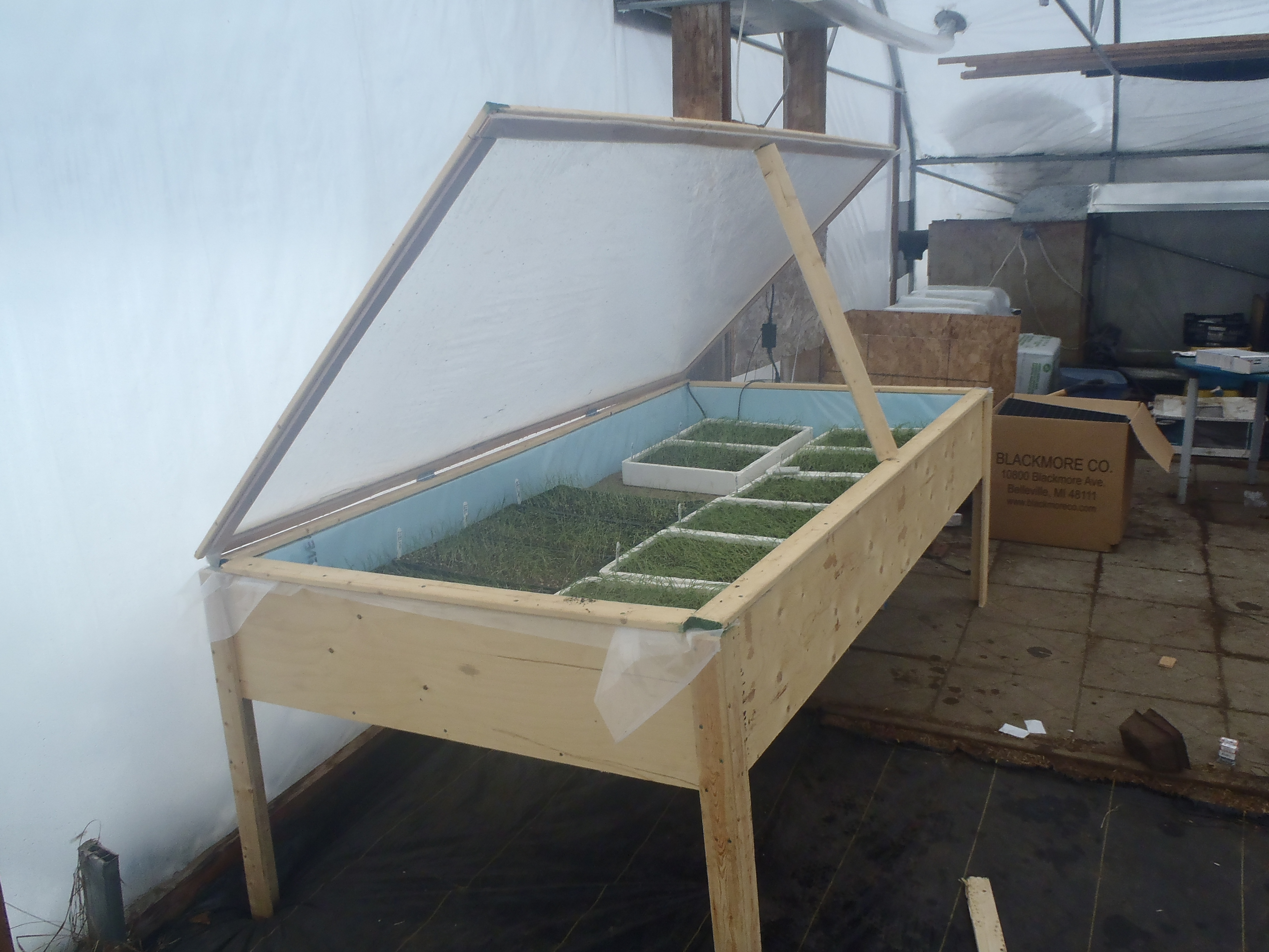 Heated Greenhouse Table Farm Hack