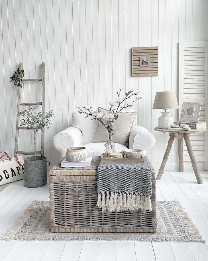 Spring Coffee Table Decor Ideas That work All Year Round Farmhousehub