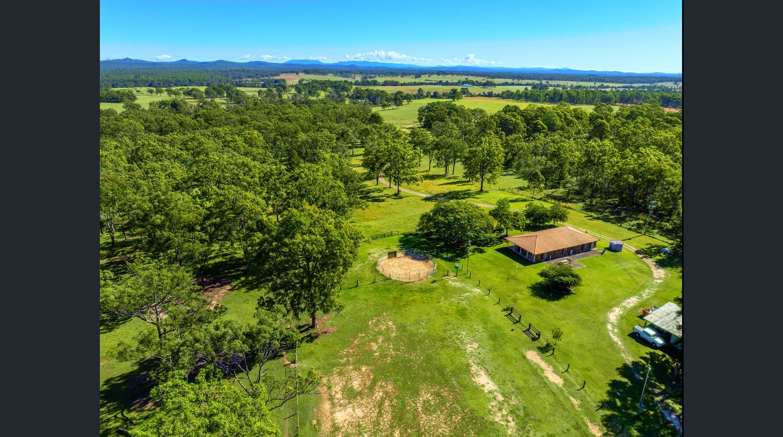 1773 ARMIDALE ROAD, COUTTS CROSSING Farrell McCrohon