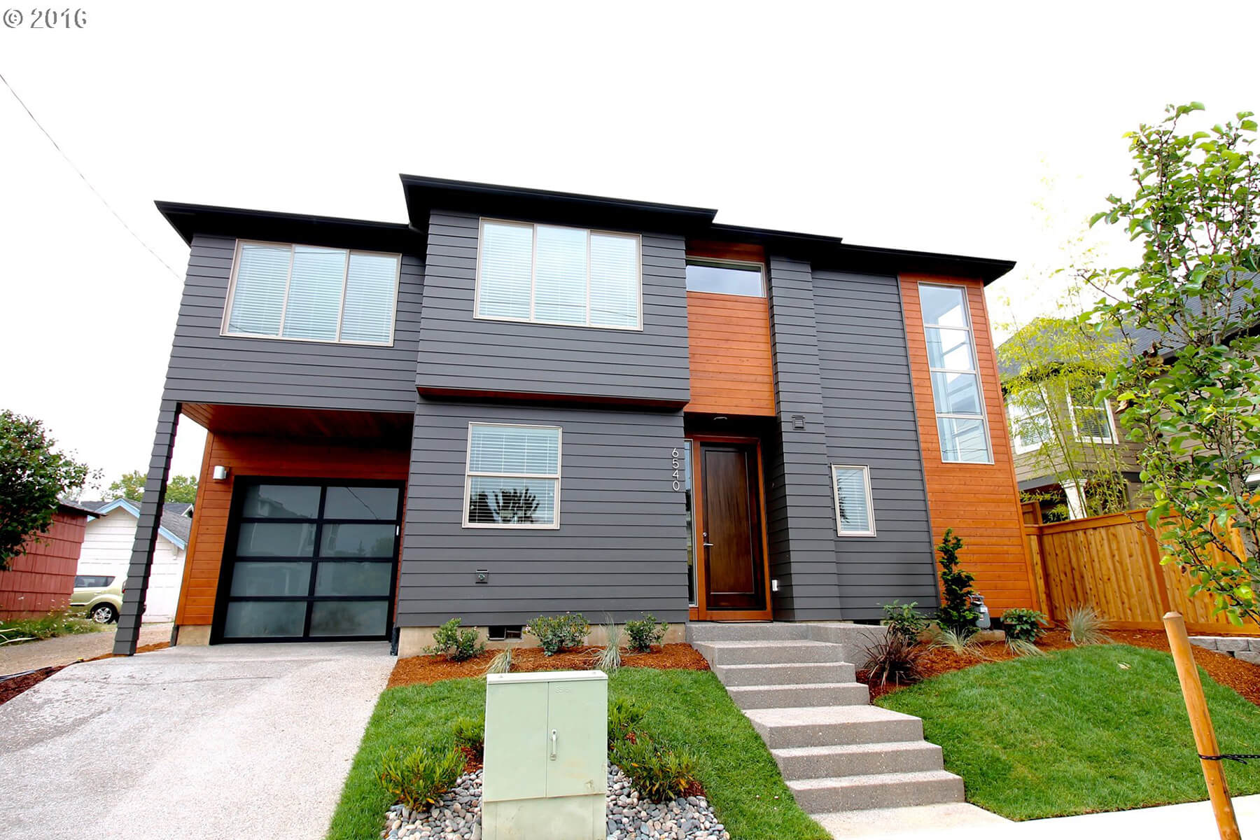 166692401 — Farrell Realty