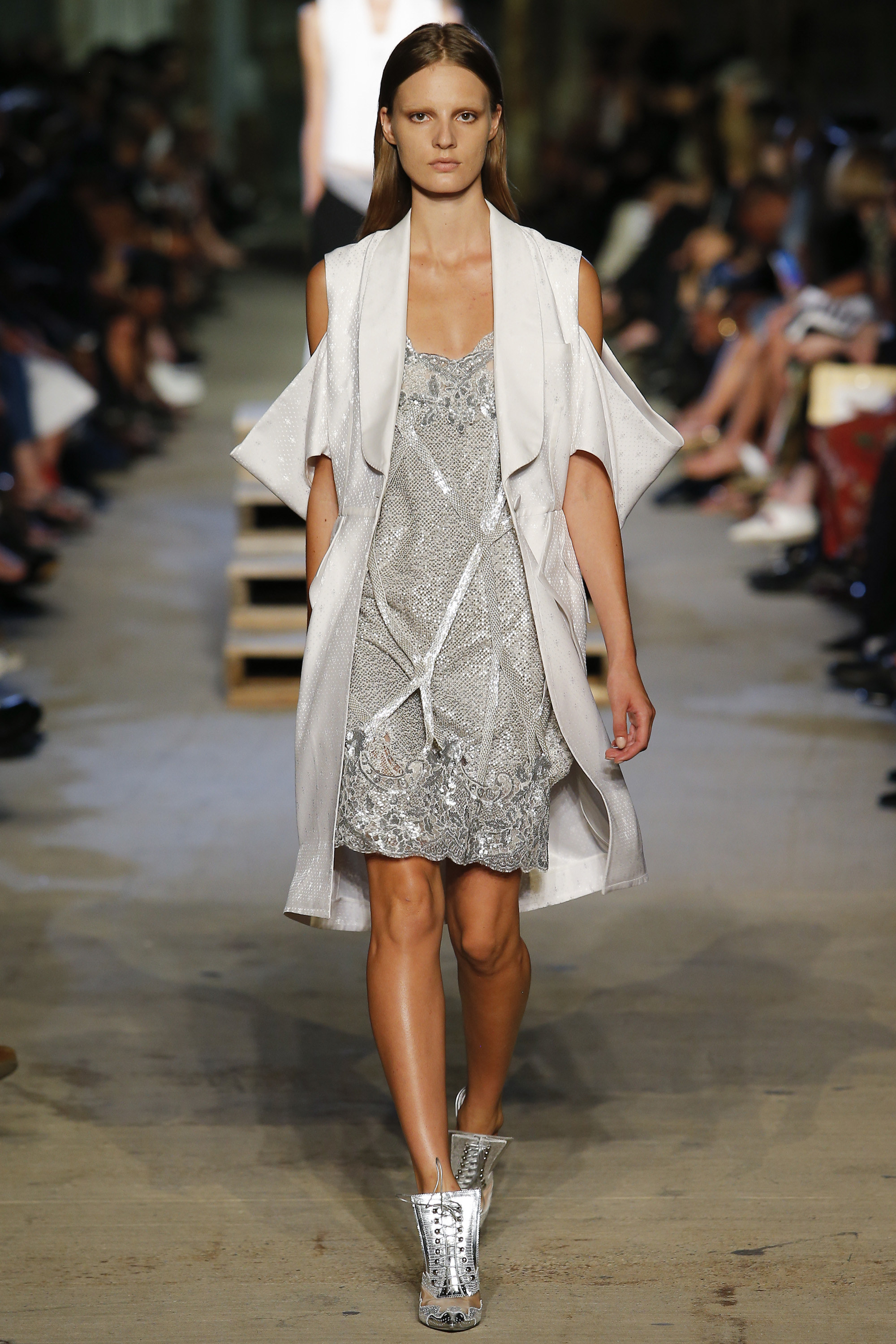 Givenchy Ready To Wear Spring 2016 Fashionsizzle Redcarpet News , Daily Fashion News and