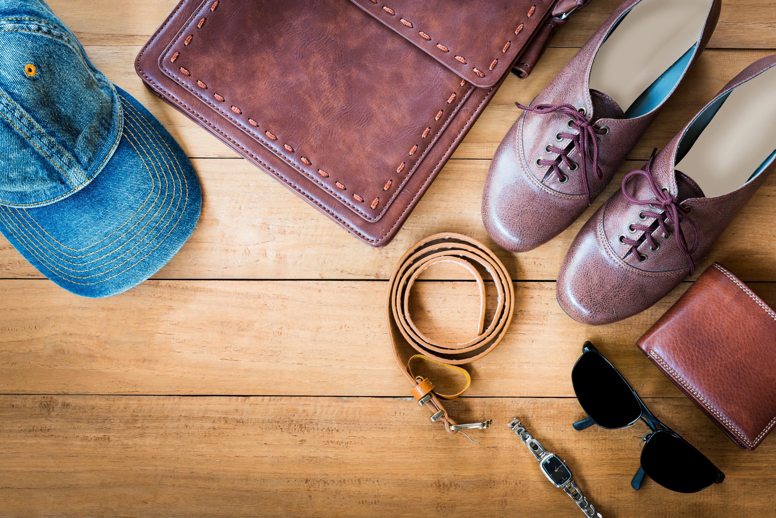 7 Fashion Accessories That Work For Both Men And Women Fashion