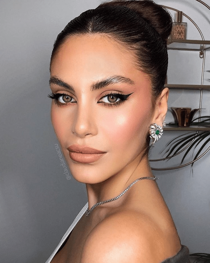 21 Beautiful Natural Makeup Ideas To Be More Charming Page 6 of 21