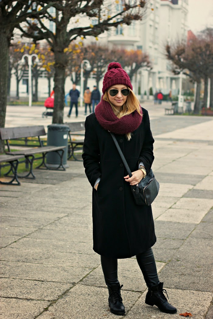 18 Stylish Ways To Wear A Beanie This Winter