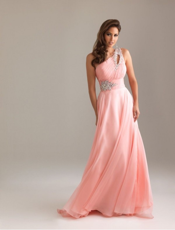 Prom Dresses That Will Make You The Prom Queen