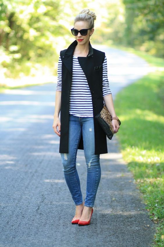 Long Vest Is A Fall Layering Fashion Essential