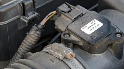 Replace Mass Air Flow Sensor And Check Engine Light Still On - FAST