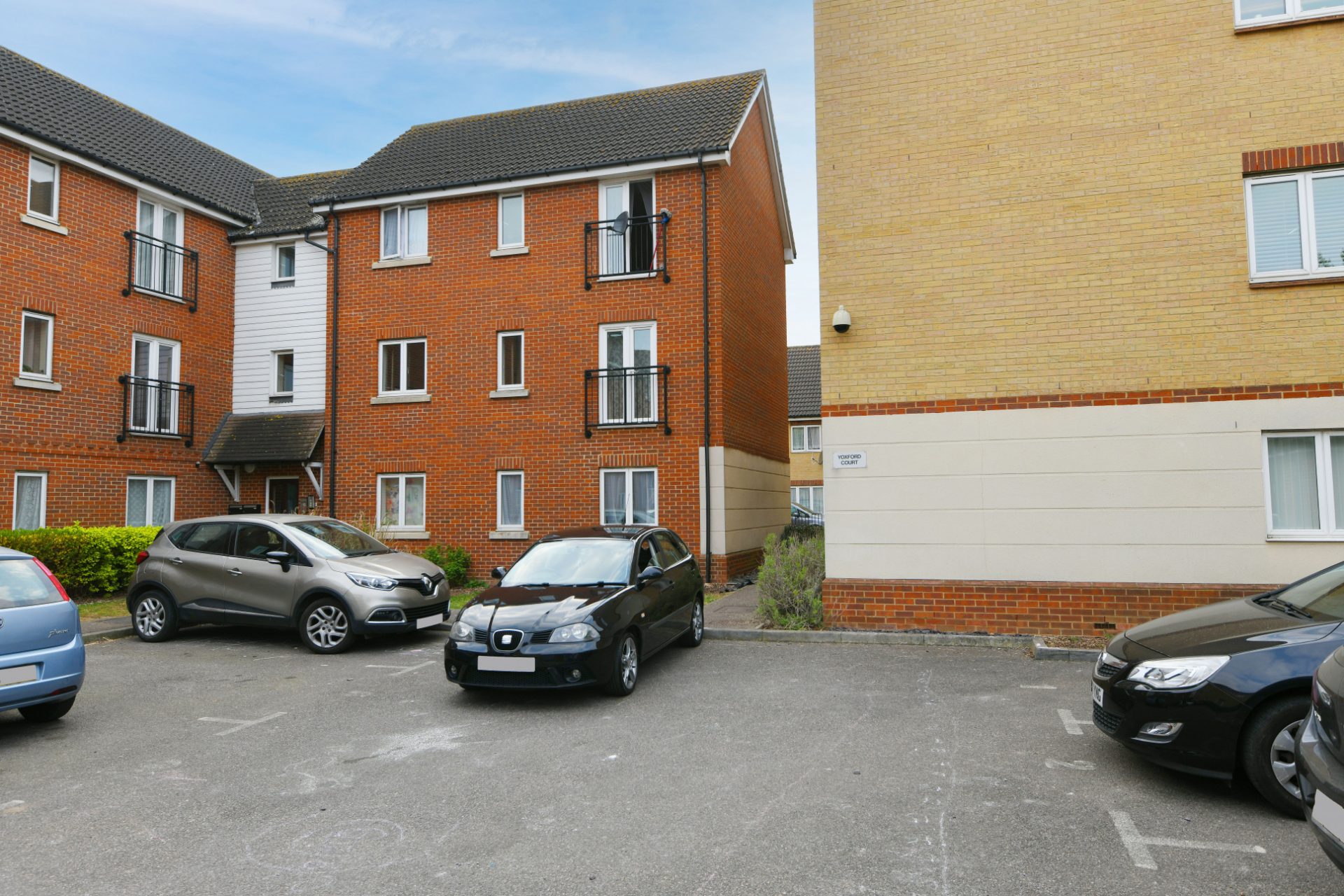 Yoxford Court, Glandford Way, Romford, London, RM6 4UE Fastmove