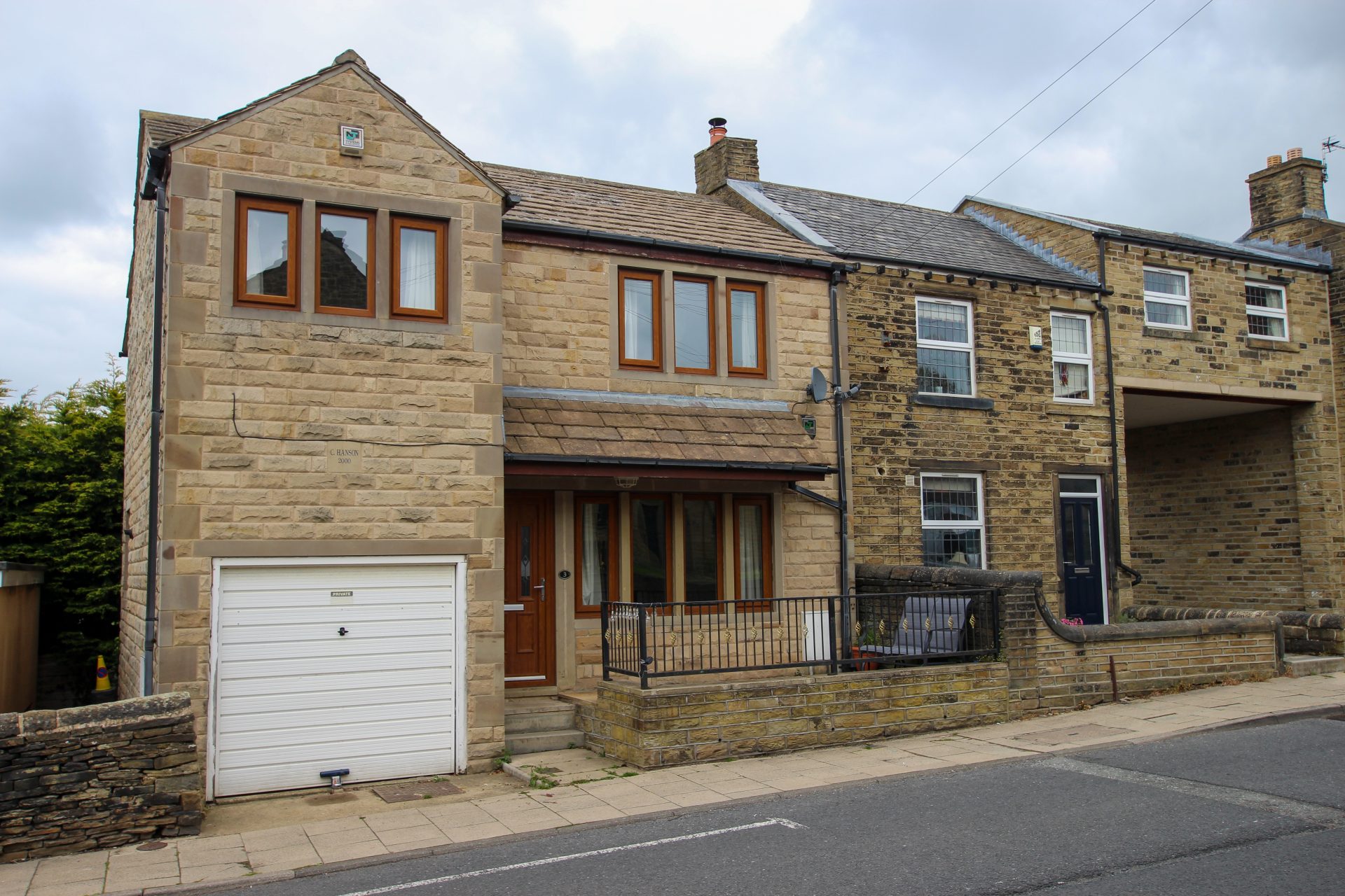 Towngate, Highburton, Huddersfield, HD8 0QP Fastmove