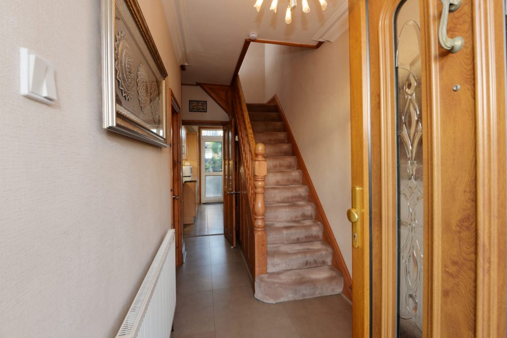 Rowden Park Gardens, Chingford, London Fastmove