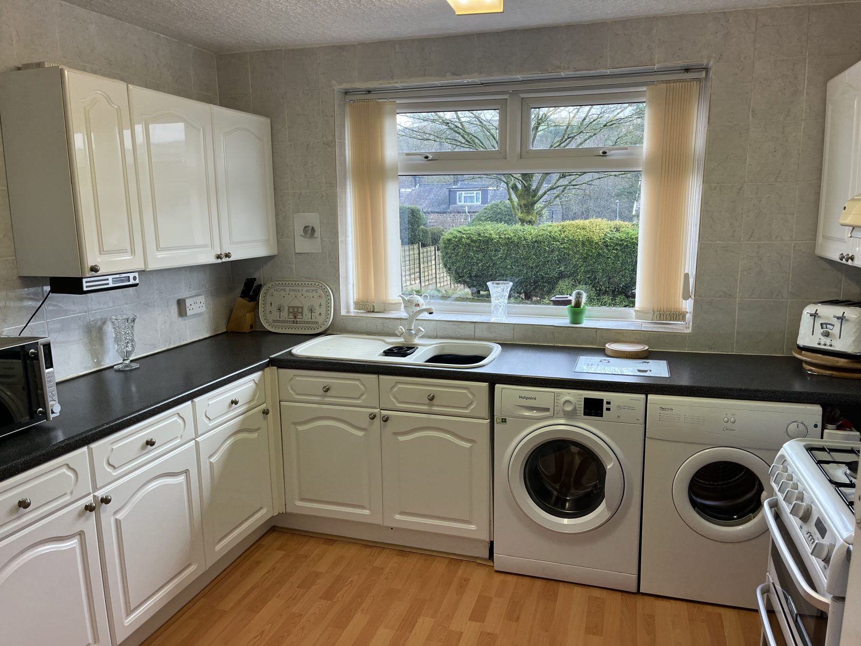 Gloucester Drive, Diggle, OL3 5PR Fastmove