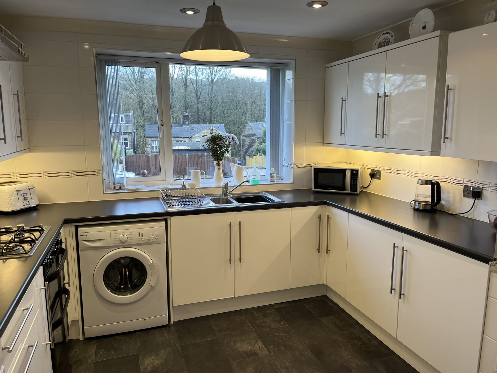 Gloucester Drive, Diggle, OL3 5PR Fastmove