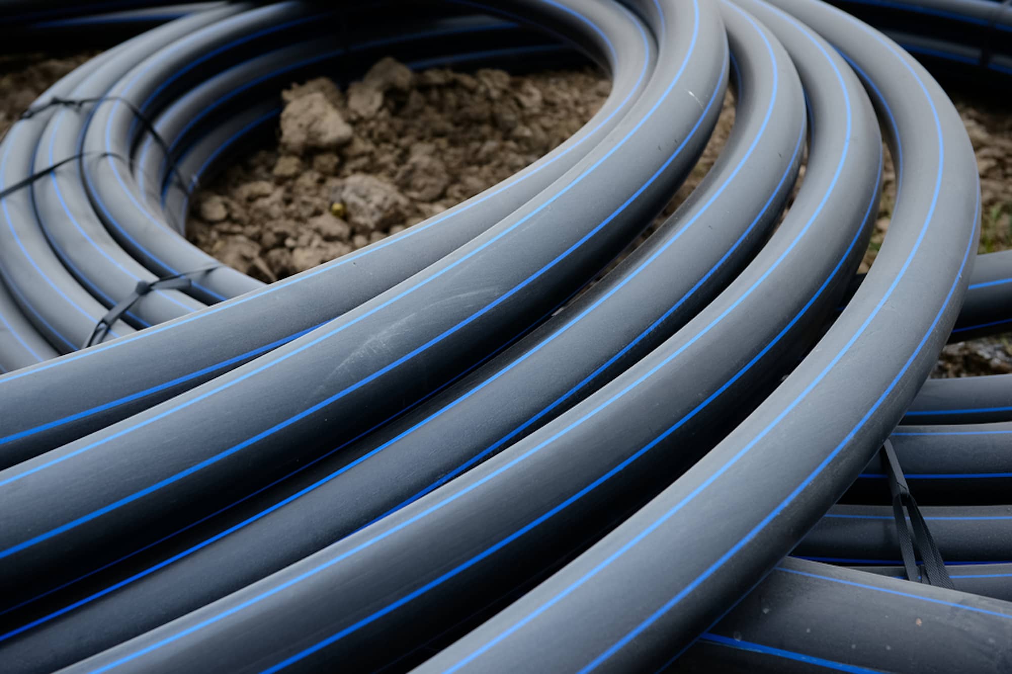 Low-Density Polyethylene vs High-Density Polyethylene | Fast Radius
