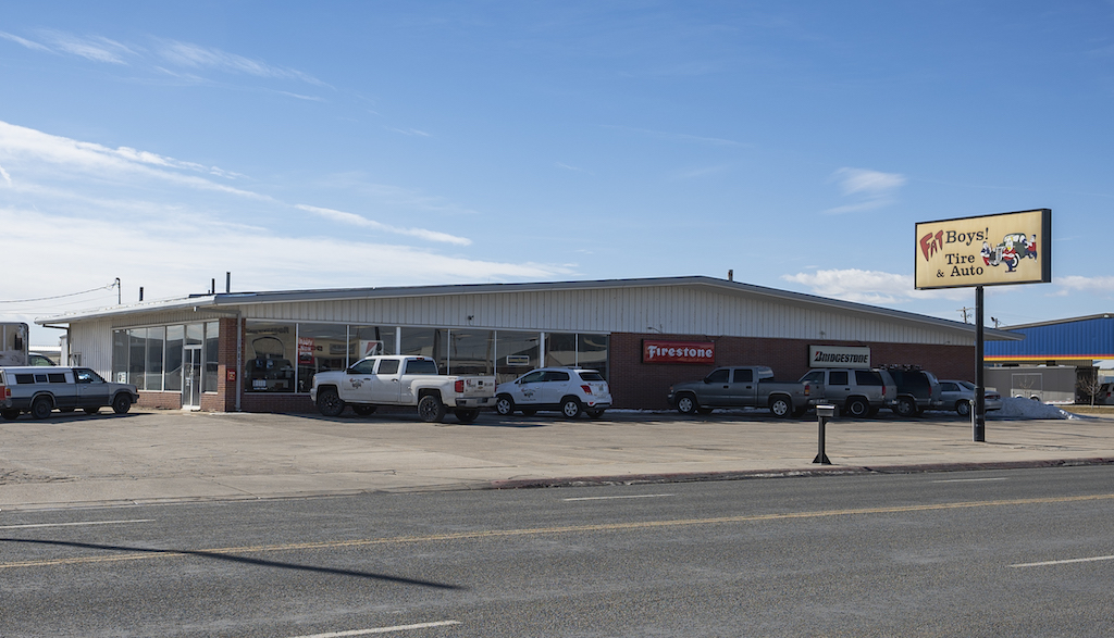 Tire Shop In Scottsbluff Mechanic Oil Change Fat Boys Tire & Auto