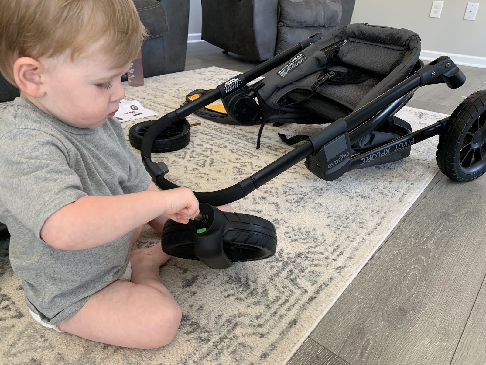 Evenflo Pivot Xplore Wagon Review - Fathercraft.com