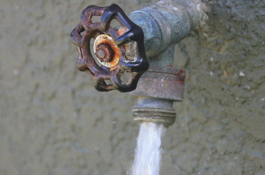 How To Fix Low Water Pressure In an Outdoor Faucet?