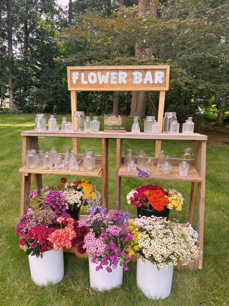19 Wildflower Wedding Theme Ideas That Look Incredible