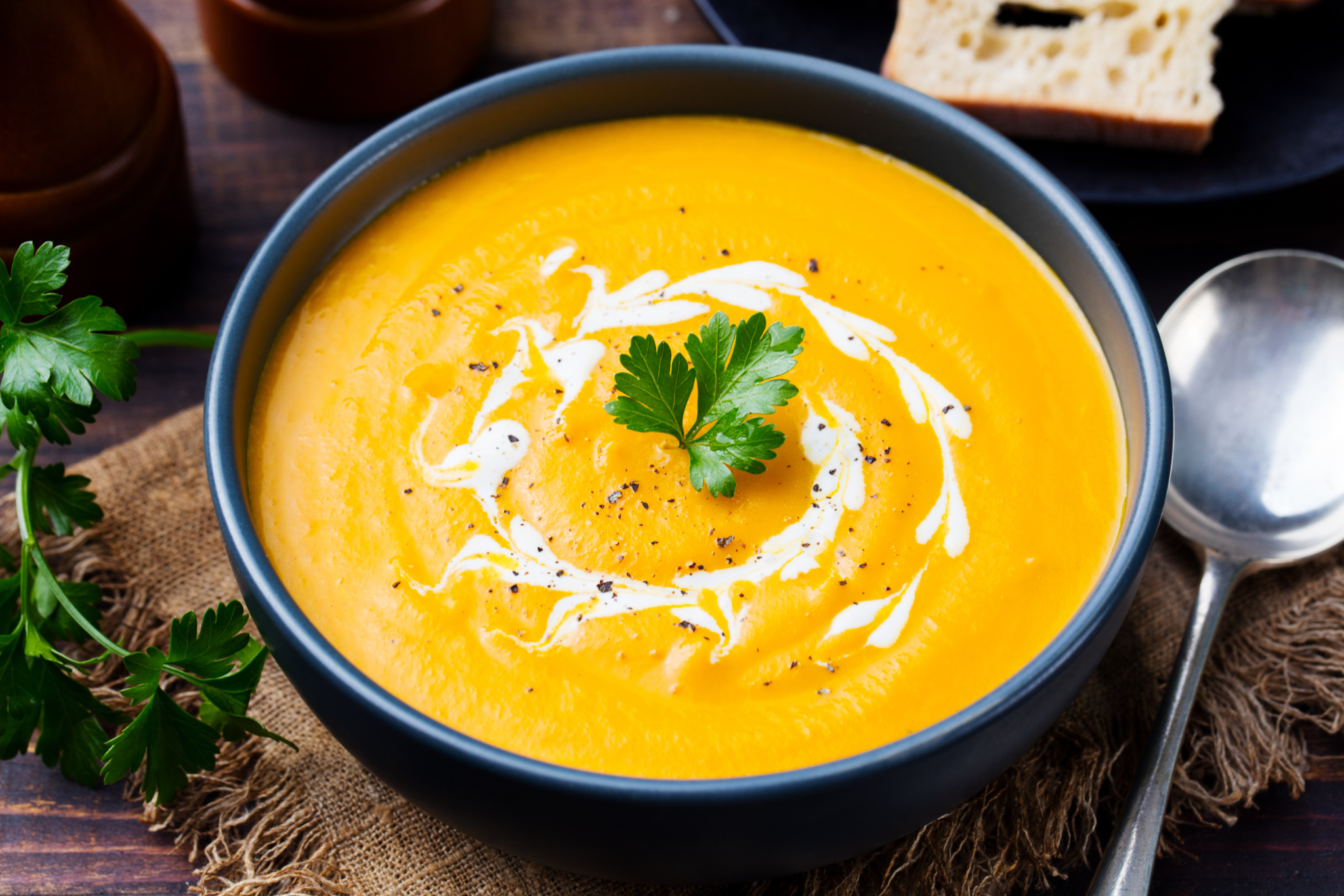 Kun Je Warm Eten In De Koelkast Zetten Of Niet? | Favorflav