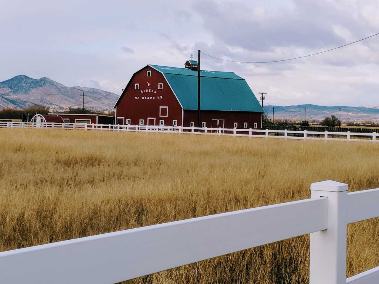 Wilderness land for sale manitoba