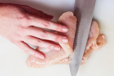 Фото 20: Куриный рулет с сыром внутри. Вкусные куриные…