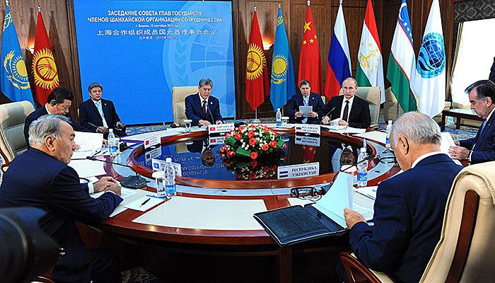 Фото 10: Что такое брикс и чем занимается эта…