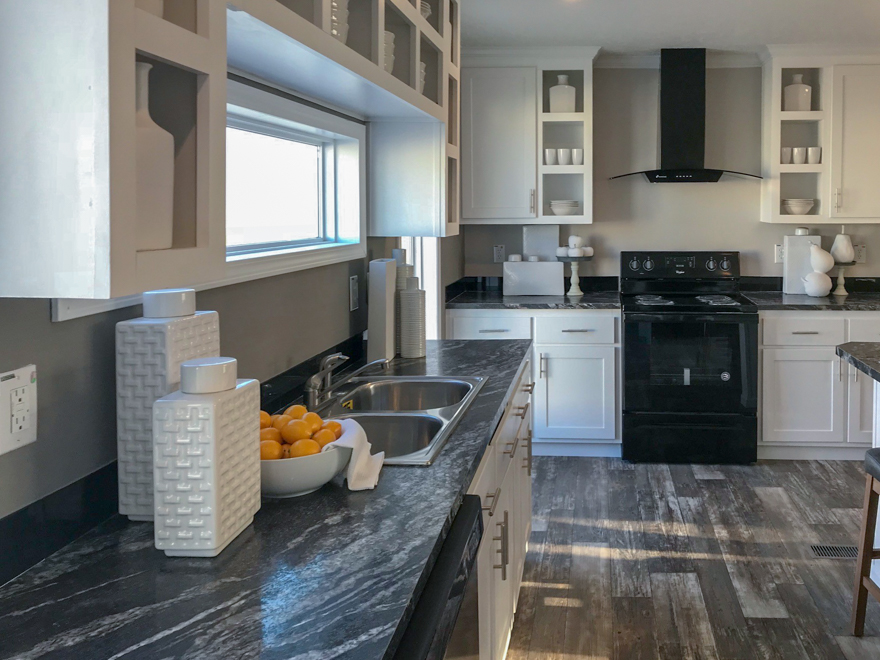 Lenoir 28.0 X 52.0 1386 sqft Mobile Home Champion Homes Center