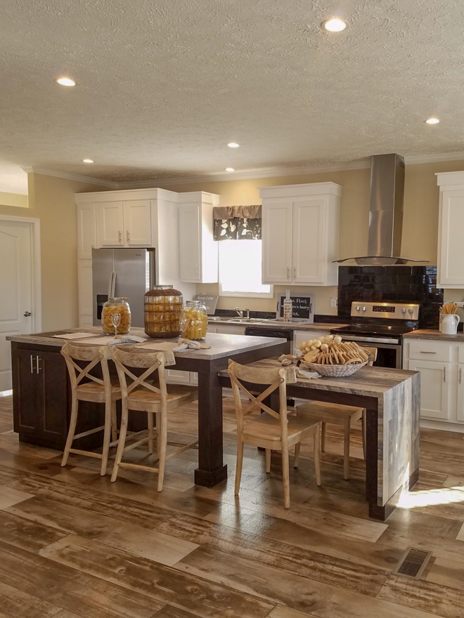 Olivia 32 X 58 1760 sqft Mobile Home Champion Homes Center