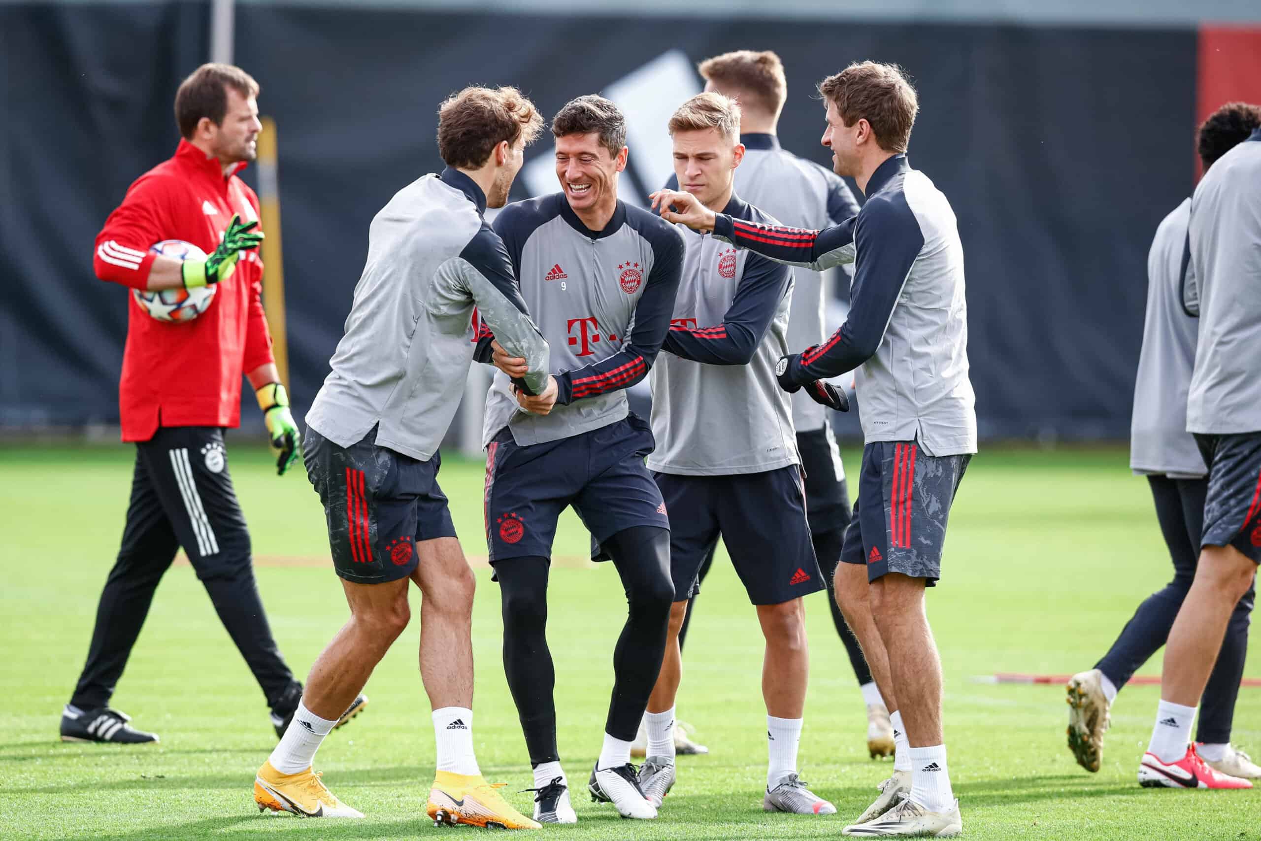 Alle Mann an Bord Lewandowski und Goretzka stehen Flick wieder zur