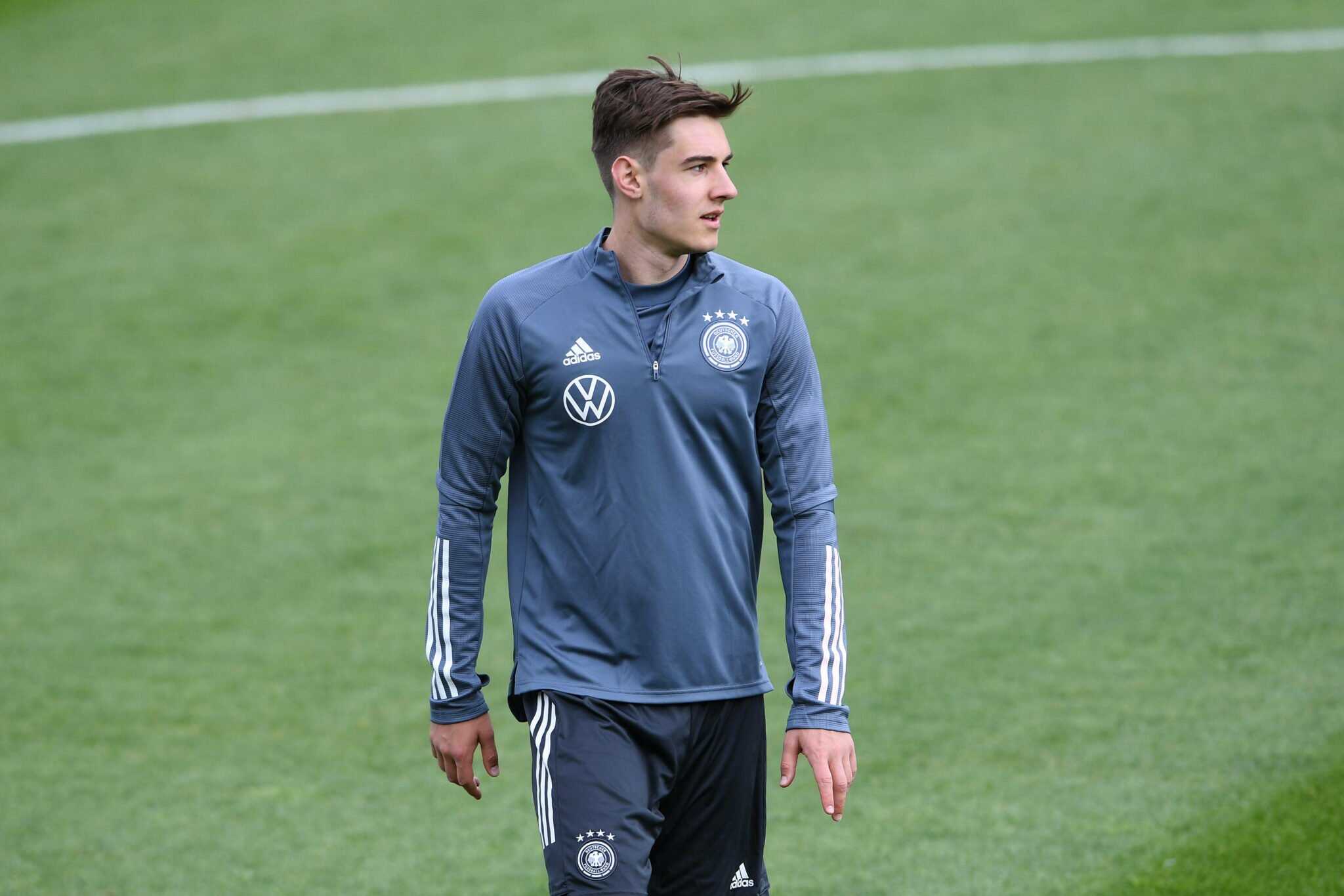 Bericht Florian Neuhaus wechselt im Sommer 2022 zum FC Bayern