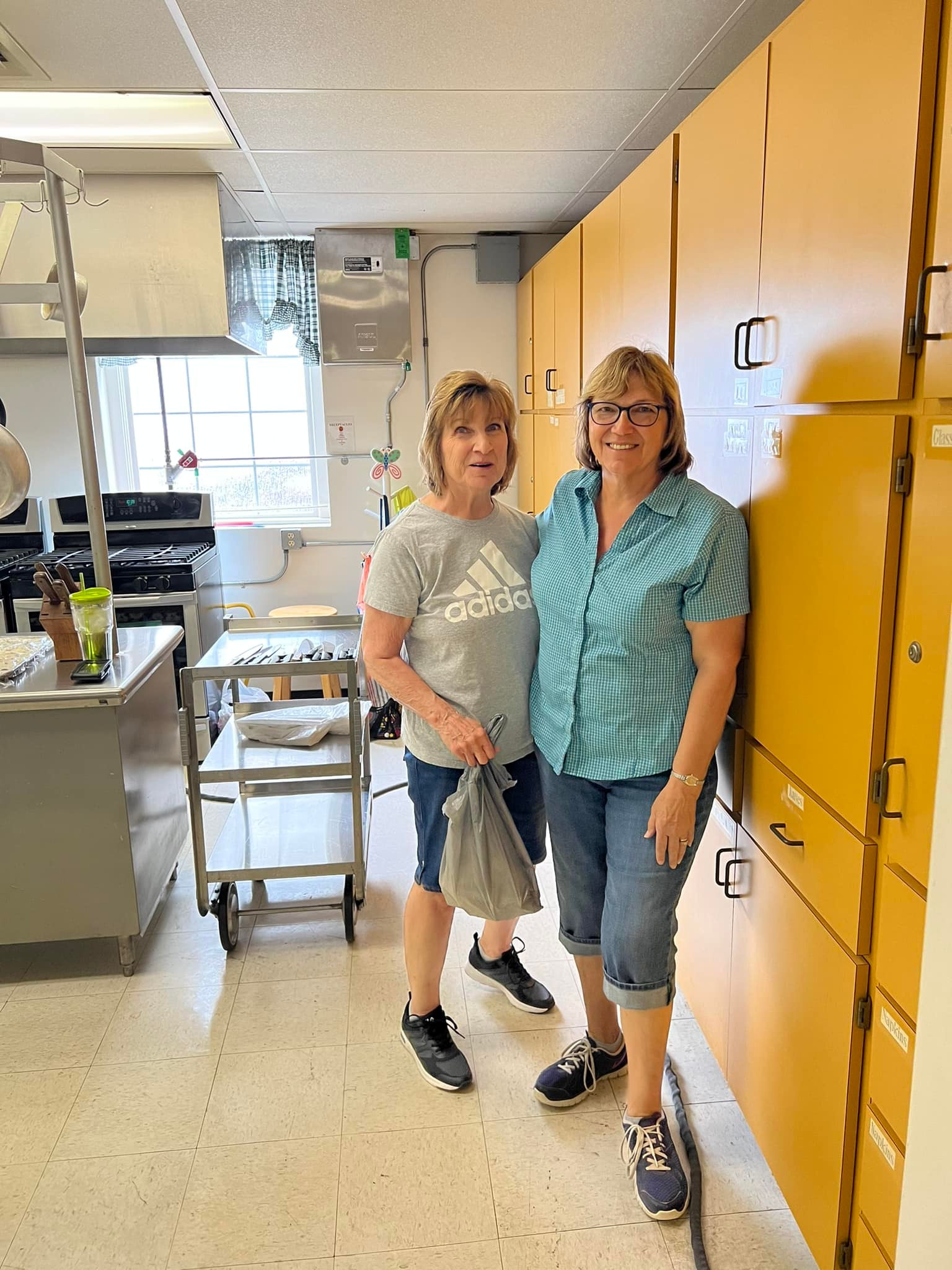 Rummage Sale 2022 (PICS) First Christian Church Du Quoin IL