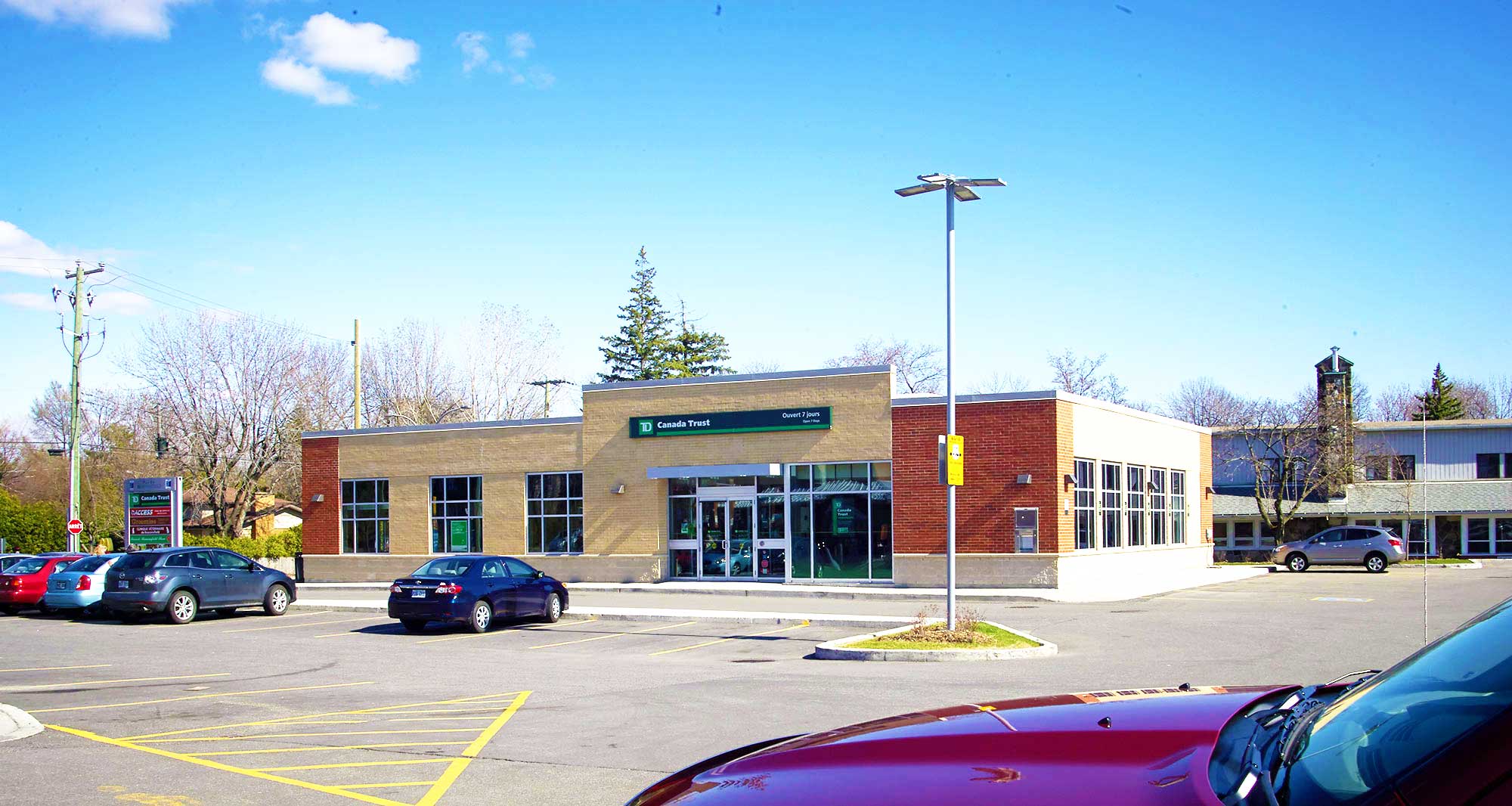 Plaza Beaconsfield First Capital