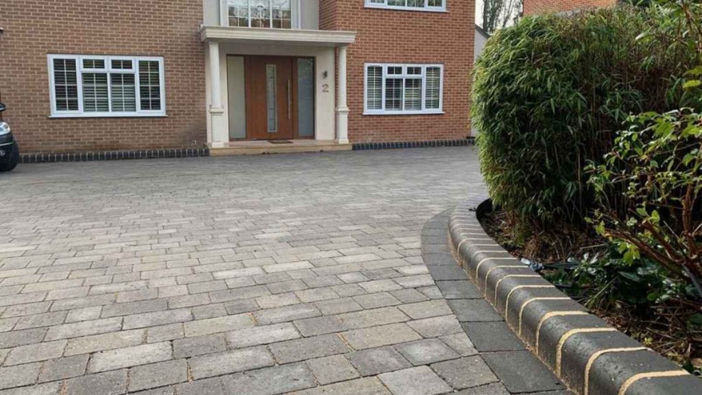 How Does Paving your Driveway Add Value to Your House FCT