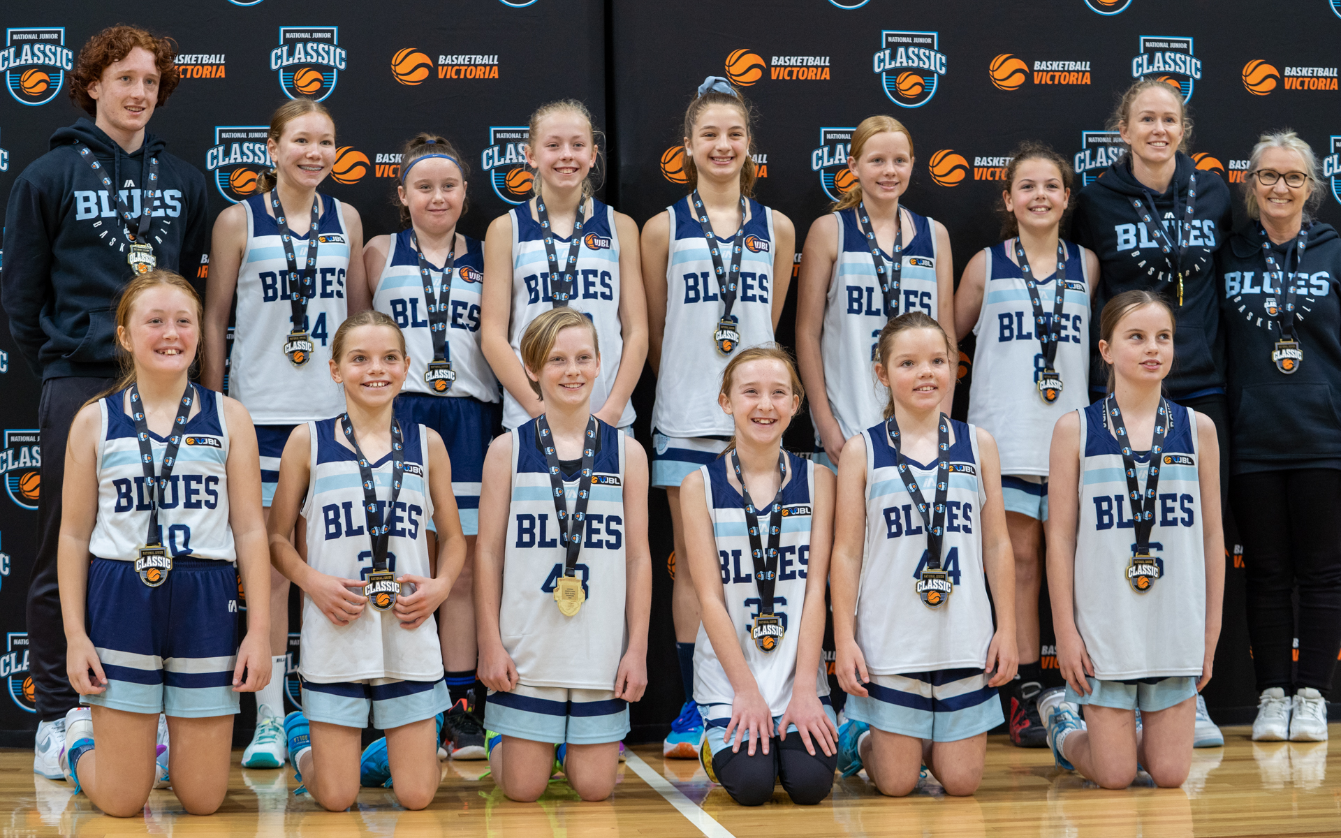 FRANKSTON BLUES U12 GIRLS WIN THE NATIONAL JUNIOR CLASSIC Frankston & District Basketball
