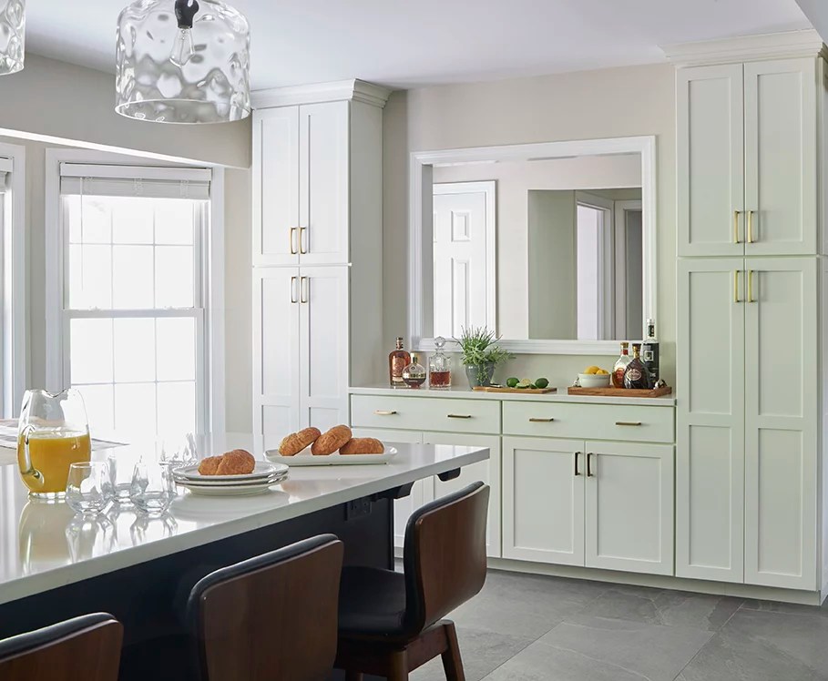 Chic B&W Kitchen FD Kitchen & Bath