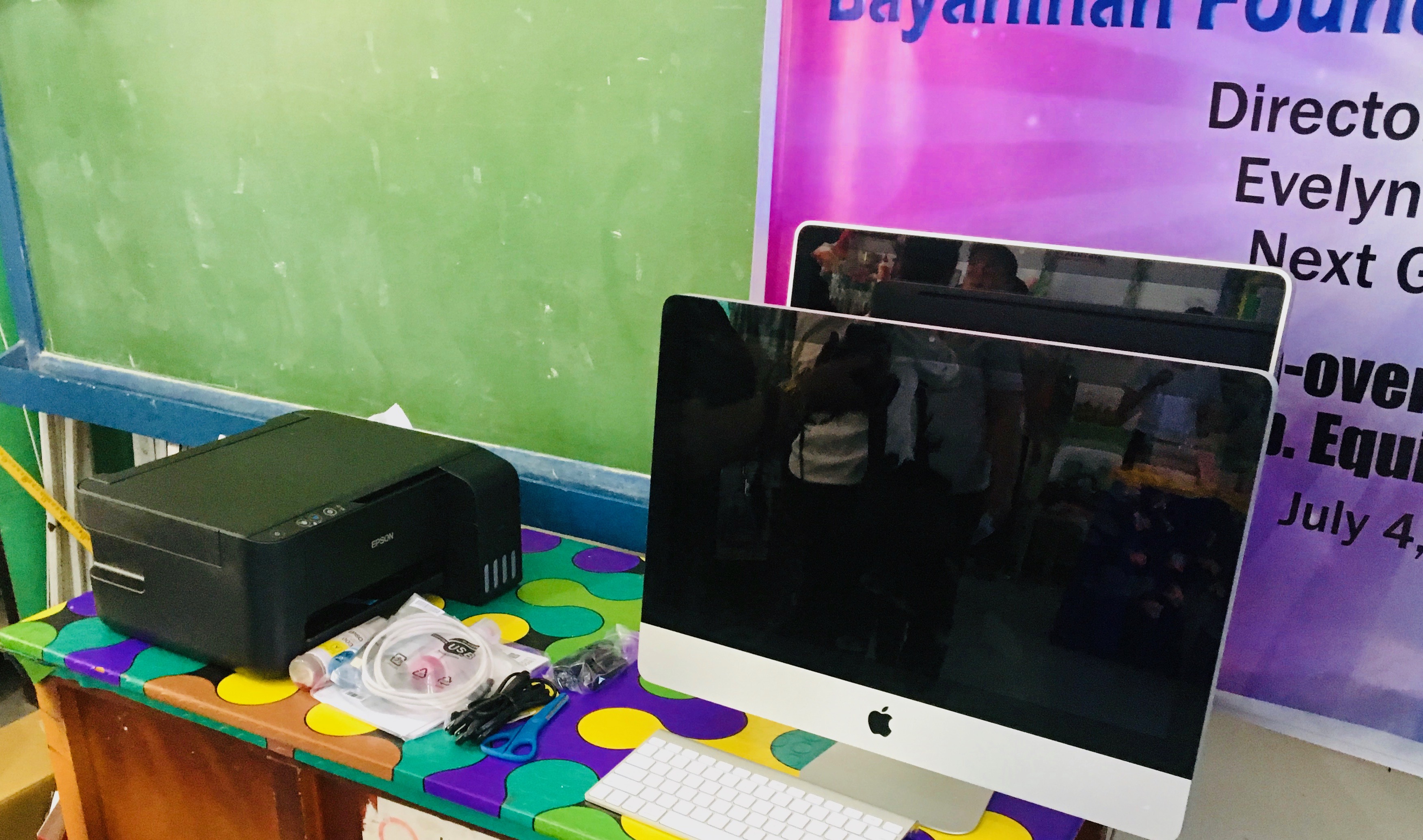 Computer Lab for the Hearing & Visually Impaired, Students with Special