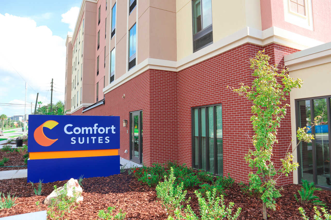 Comfort Suites Gainesville, FL Feaster Co