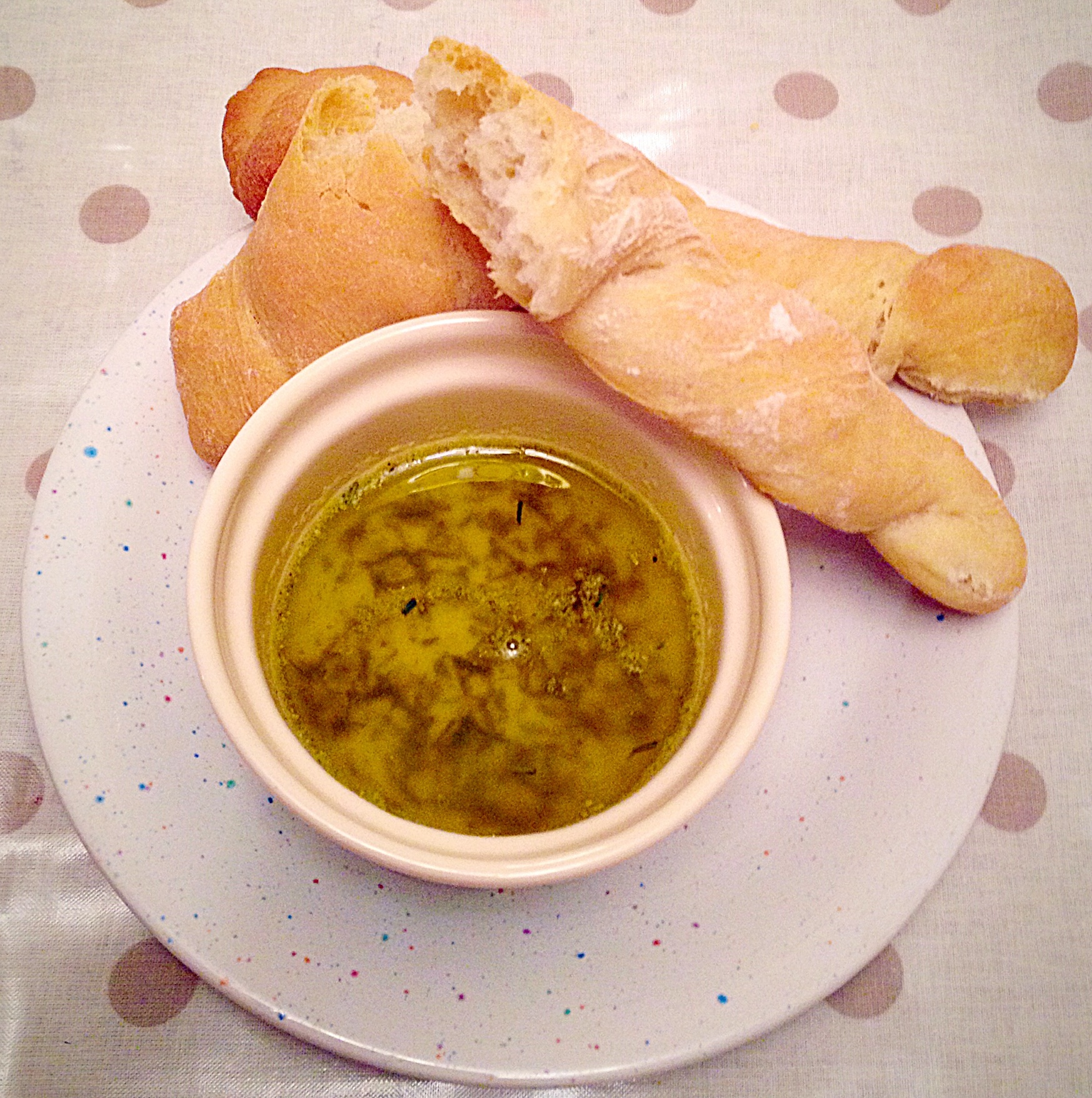 Crunch Breadsticks with Garlic and Herb Dipping Oil