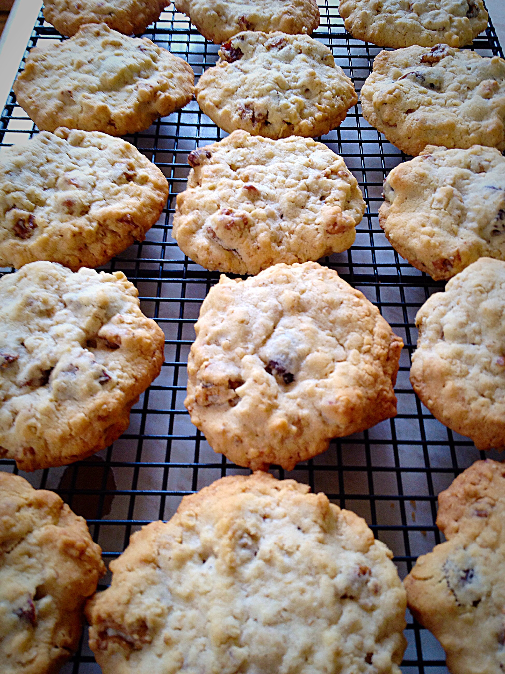 Walnut Fig Oat Cookies Feasting Is Fun