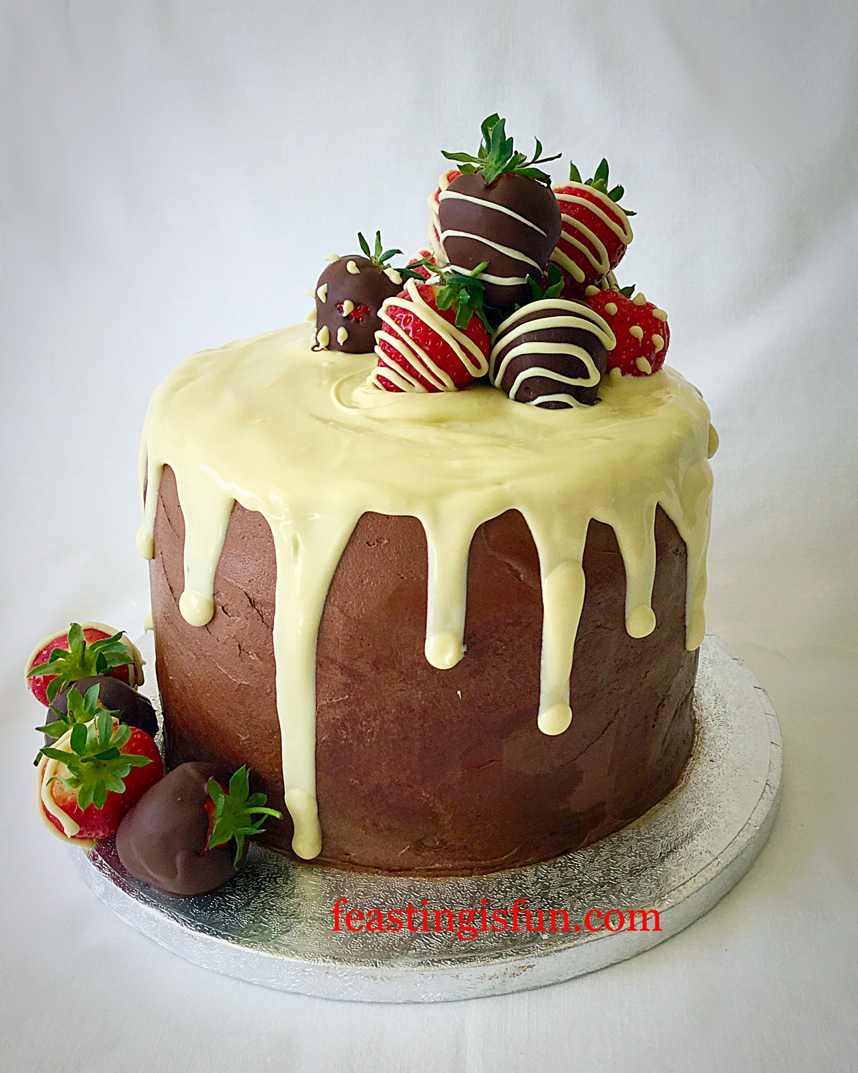 Strawberry Chocolate Vanilla Drip Cake Feasting Is Fun
