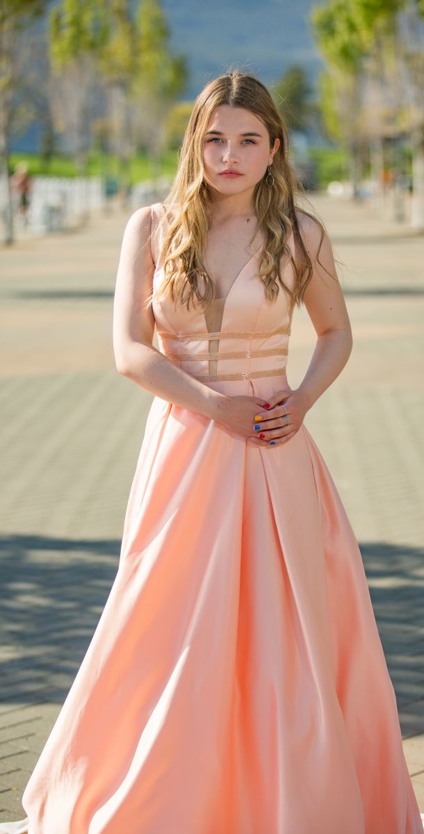 What to wear in Kelowna Grad edition