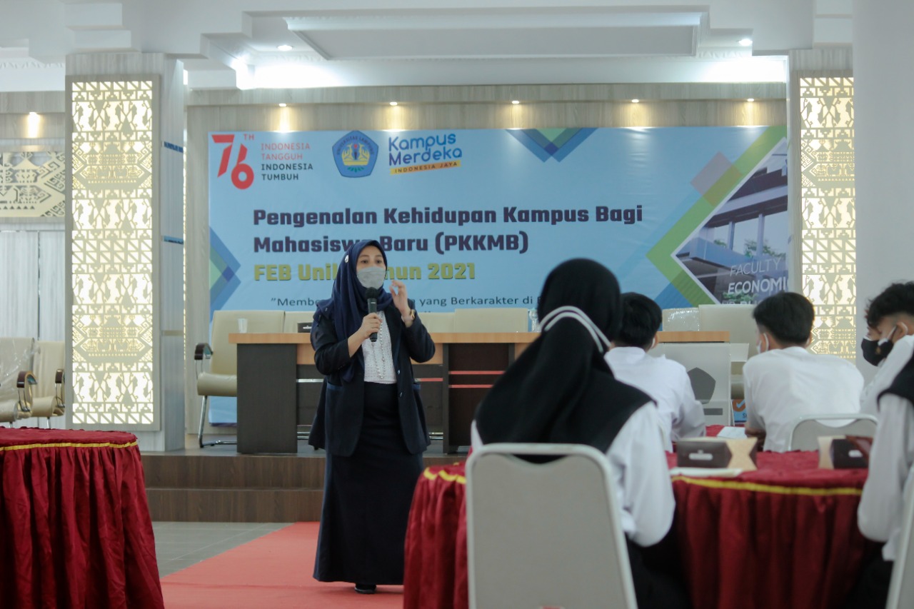 A Total of 577 New Students Take Part in The PKKMB at The Faculty Level -  Faculty of Economics and Business The University of Lampung