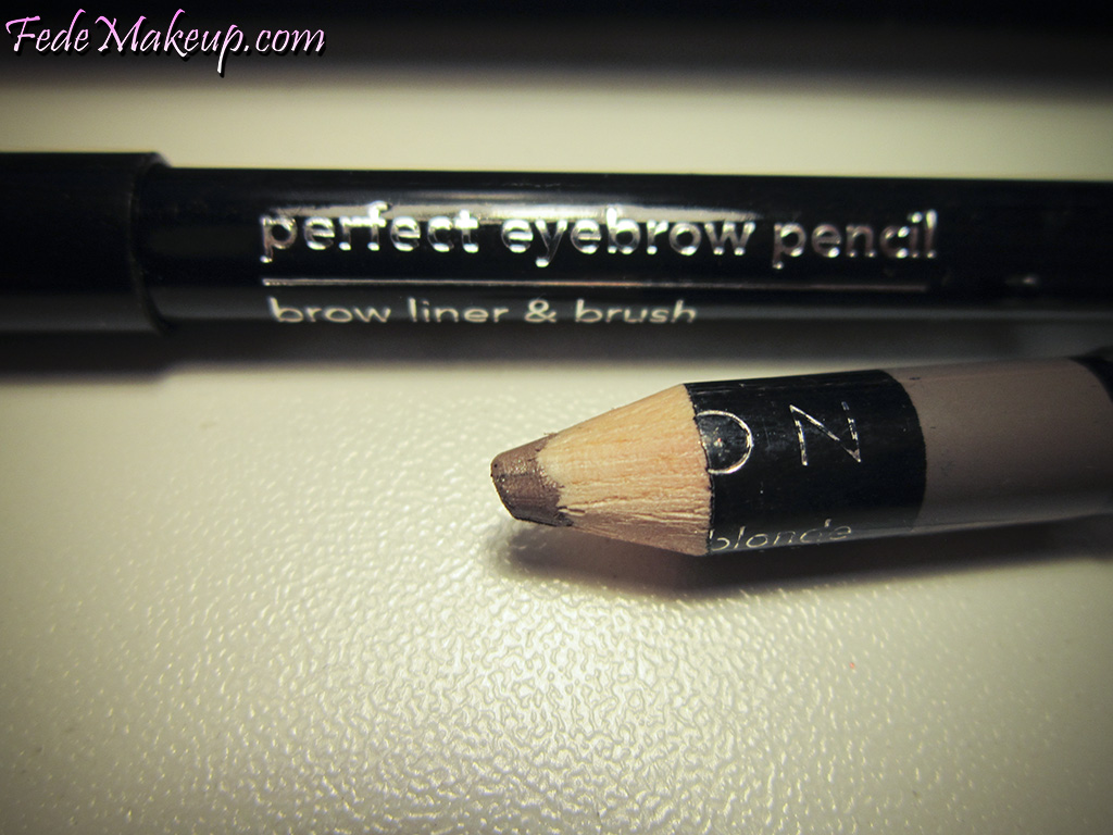 Review Avon Perfect Eyebrow Pencil colore Blonde • FedeMakeUp