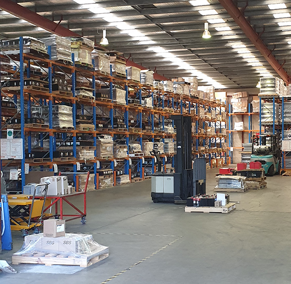 Humanressourcen Fonds passen battery parts warehouse bezüglich Reinigen