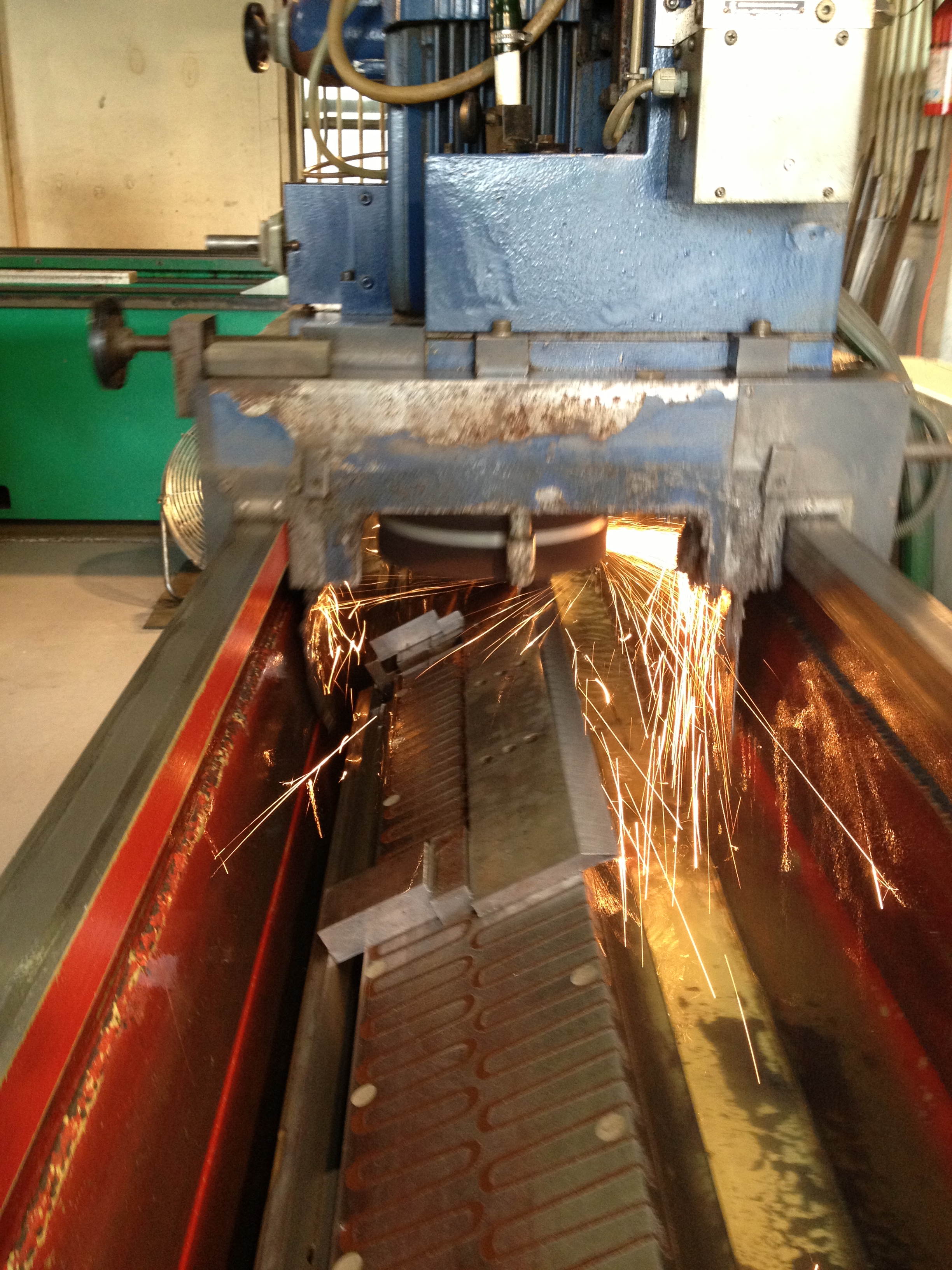 Shear blade sharpening Specifications • Federal Knife
