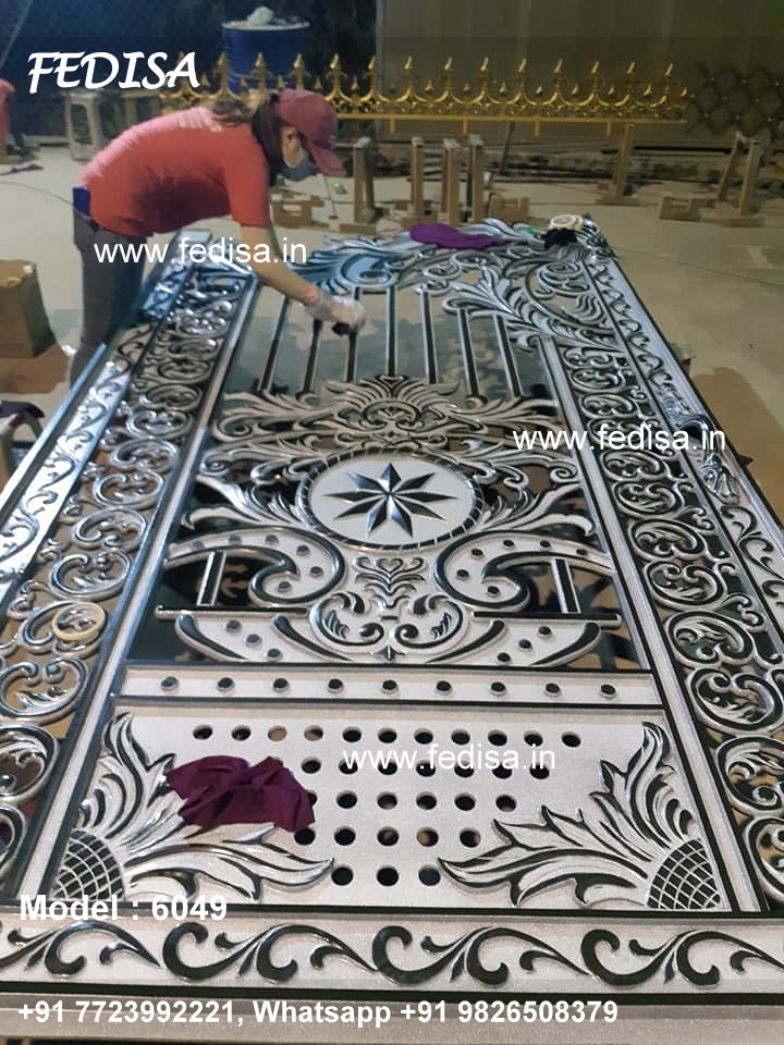 Chhat Ki Railing Ki Design Lohe Ki Home Safety Grill Design Ss Grill Design With Glass