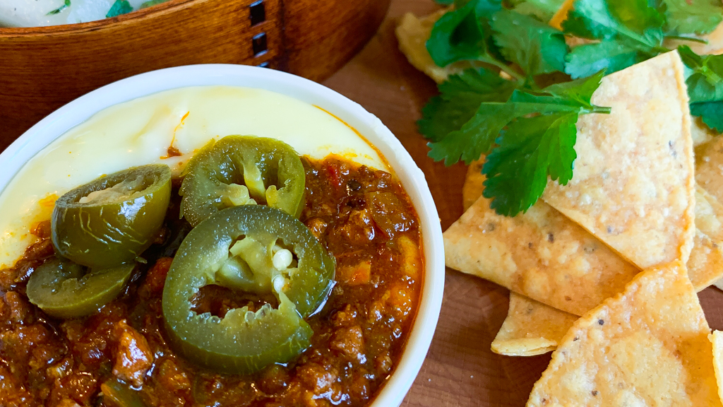 Chili con queso Feeders