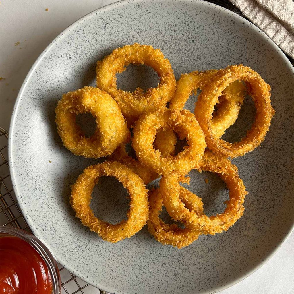 Copycat A&W Onion Rings (Extra Crispy)