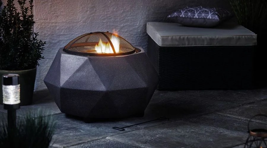 "Aldi Fire Pits A Great Way to Stay Warm This Winter"